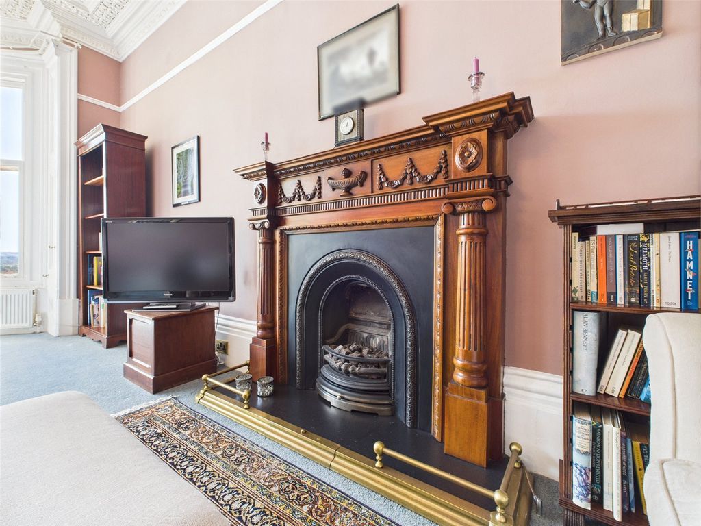 Property photo 3 of 17 Picture No. 53