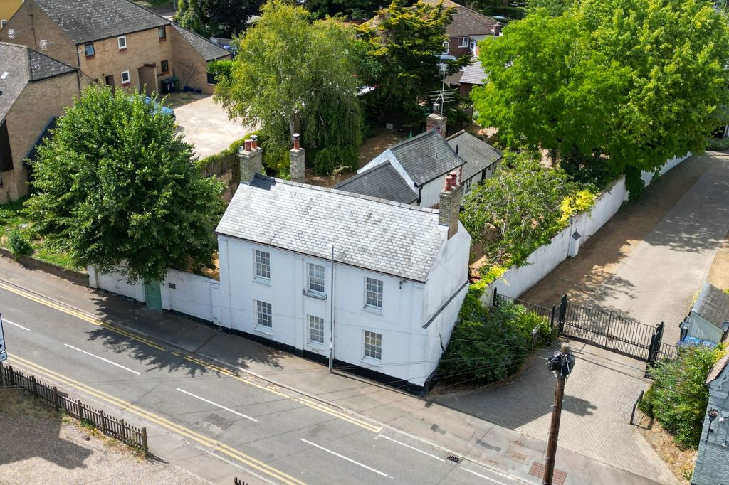 Property photo 1 of 22
