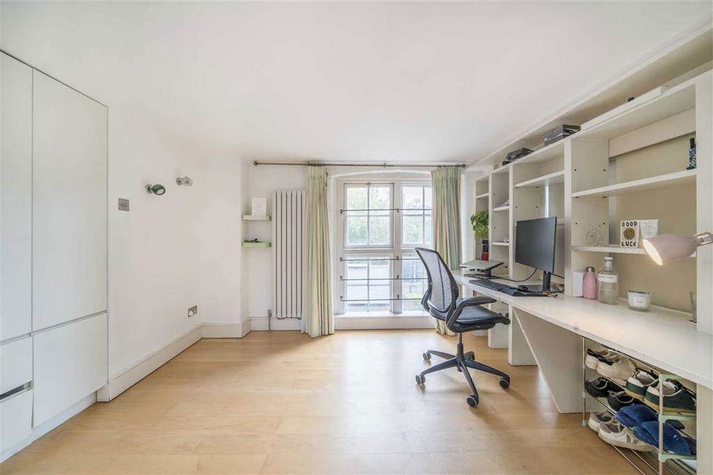 Property photo 3 of 8