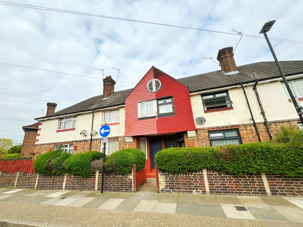 Property photo 1 of 11