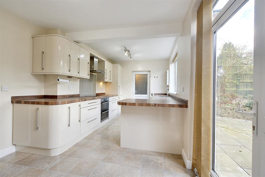 Property photo 3 of 23 Kitchen Diner_2.Jpeg