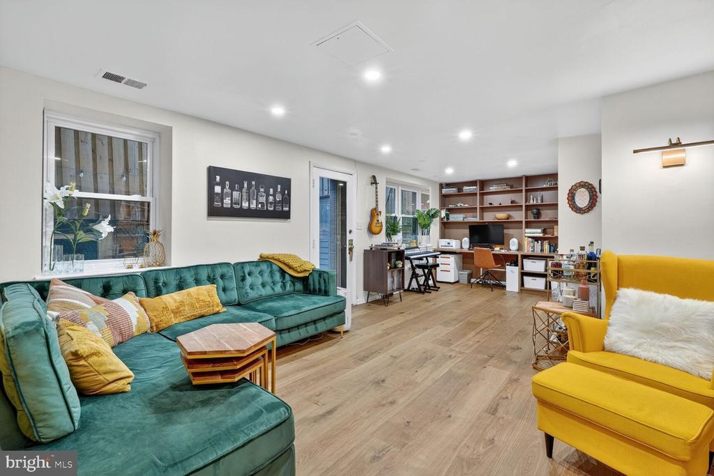 Property photo 3 of 16 <Alttext/>