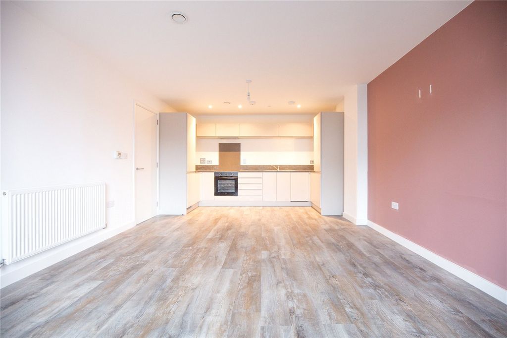 Property photo 3 of 15 Picture No. 04