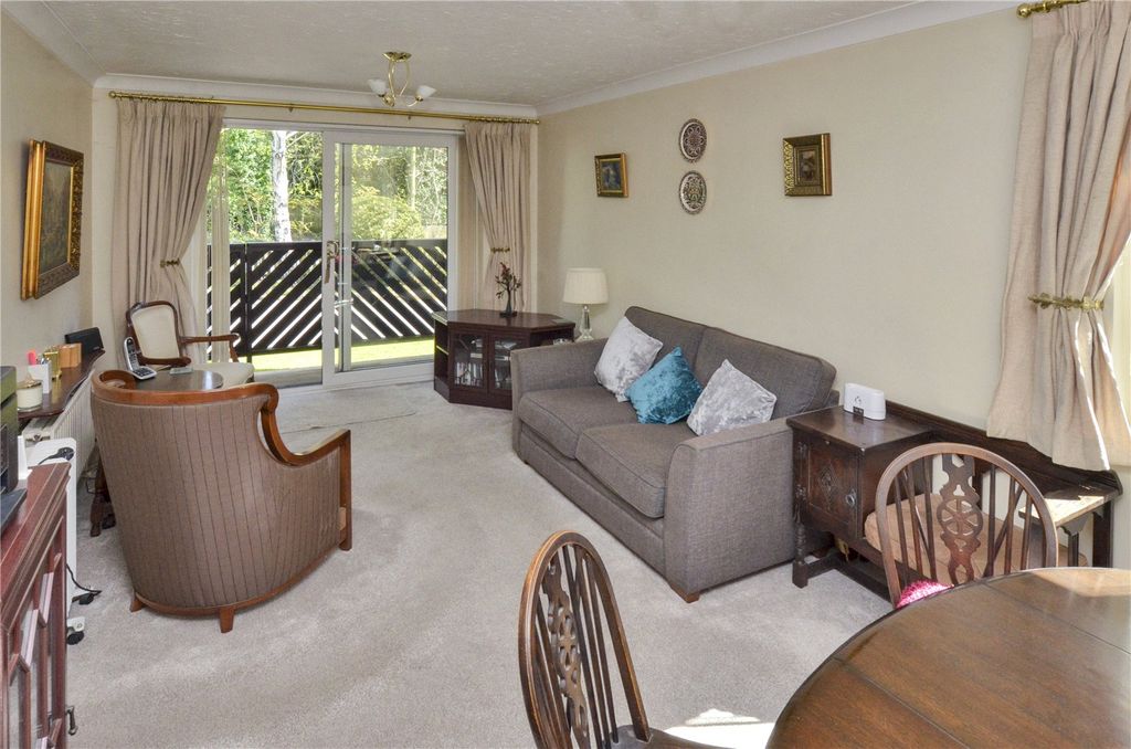 Property photo 2 of 12 Lounge/Dining Room