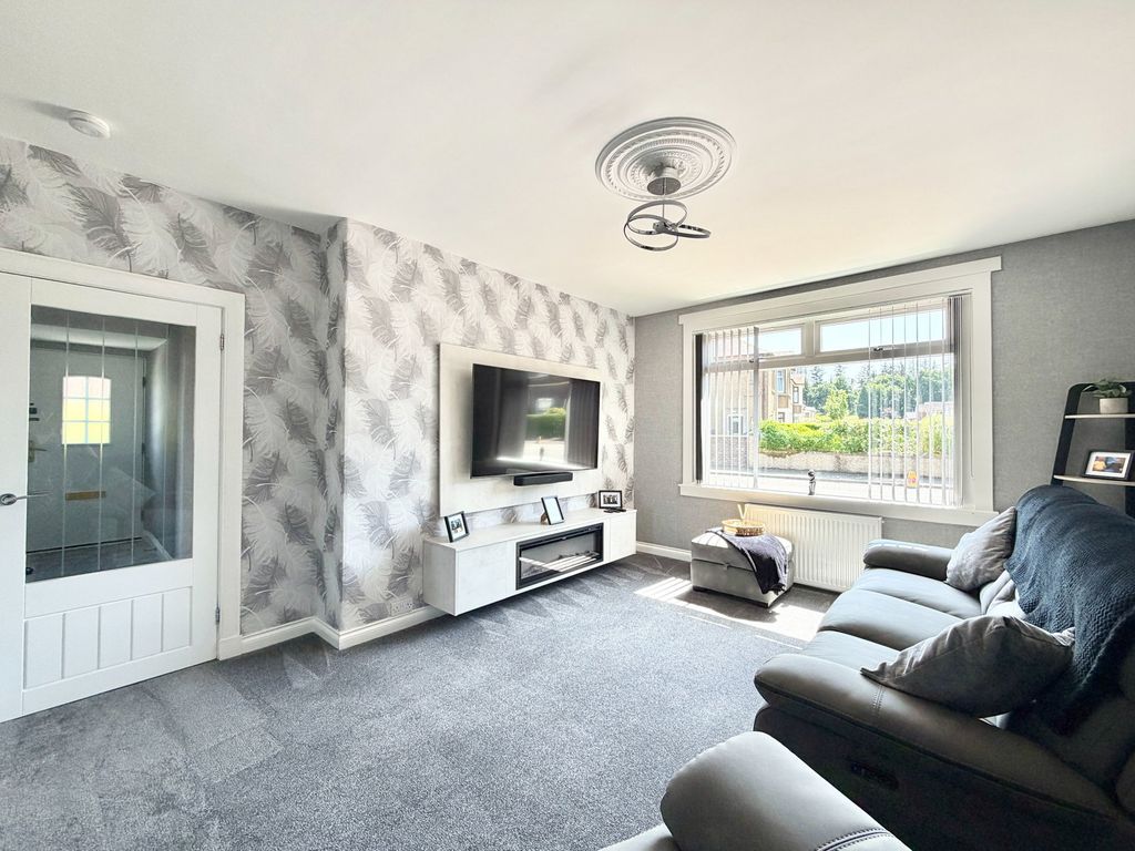Additional image 4 of 2 bed flat for saleHawley Road, Falkirk FK1