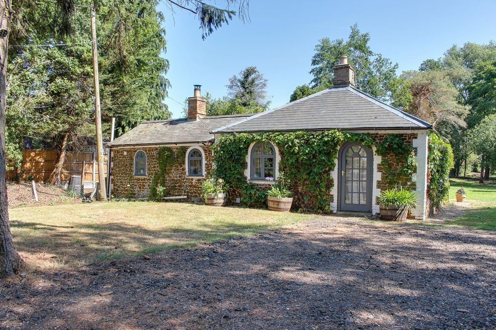 Property photo 1 of 38