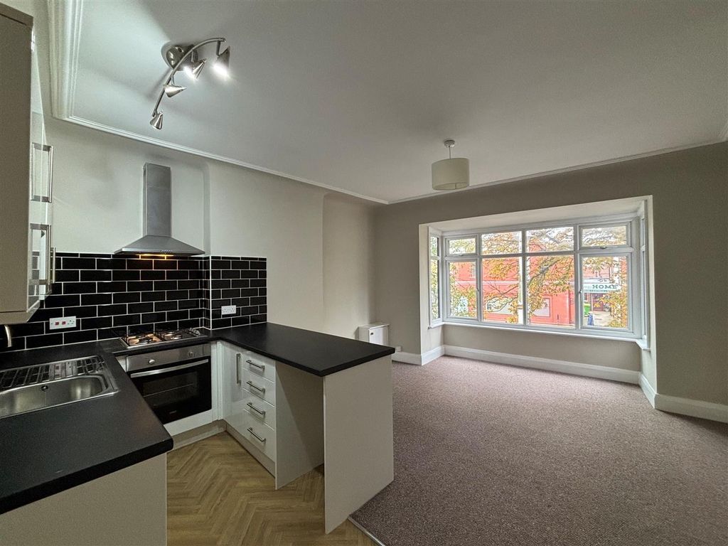 Property photo 1 of 8 4.Jpg