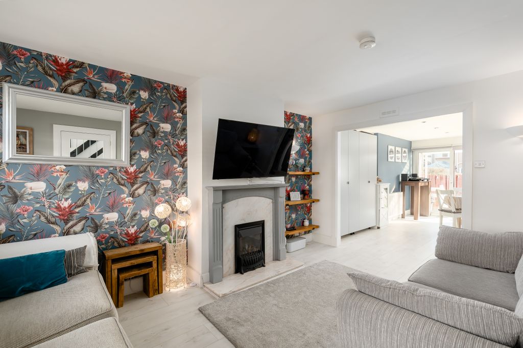 Property photo 2 of 24 Property Image 2