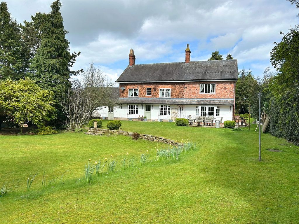 Property photo 1 of 45