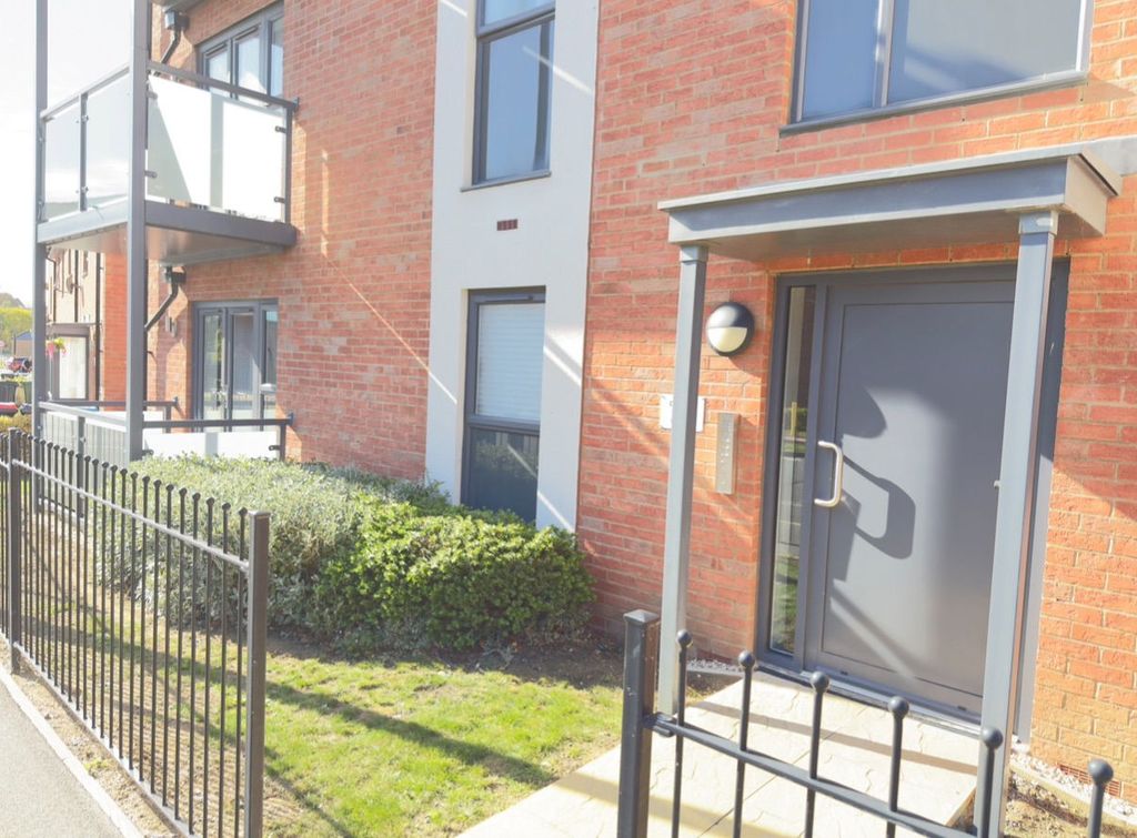 Property photo 3 of 19