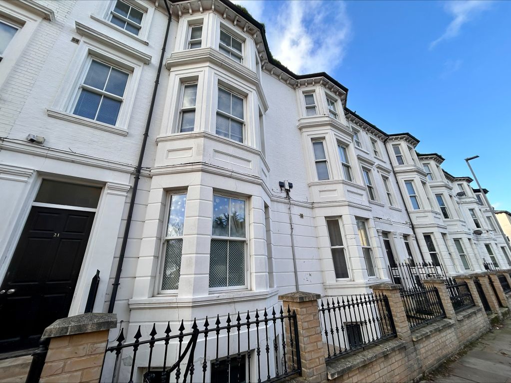 Property photo 2 of 11