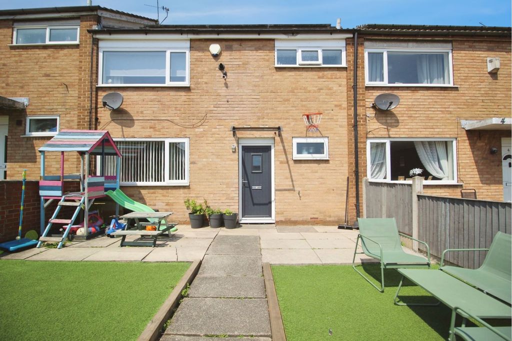 Property photo 1 of 16