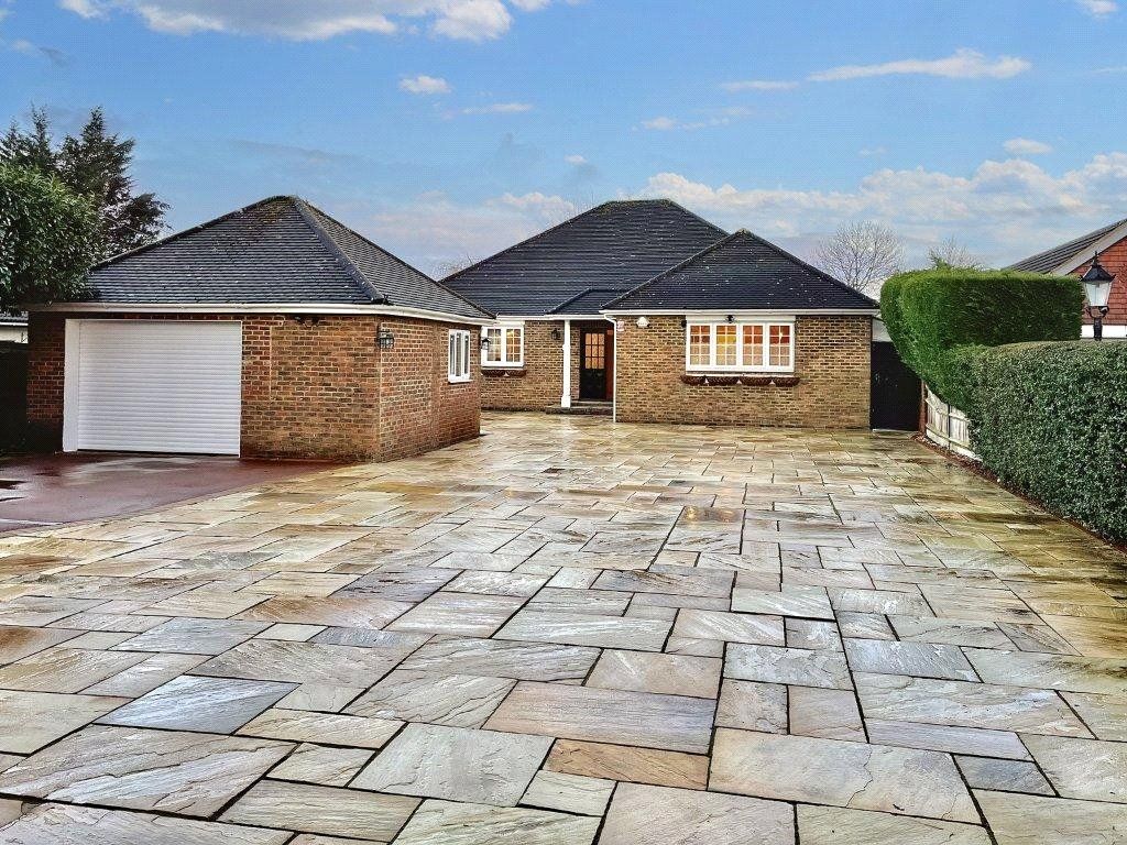Property photo 1 of 40 Picture No. 03