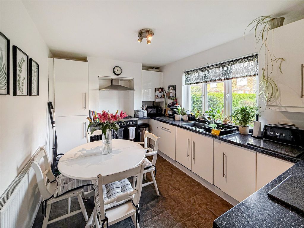 Property photo 3 of 12 Picture No. 04