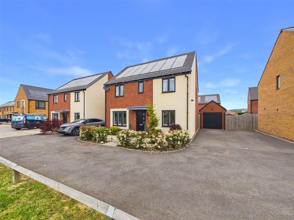 Property photo 1 of 20 Picture No. 02