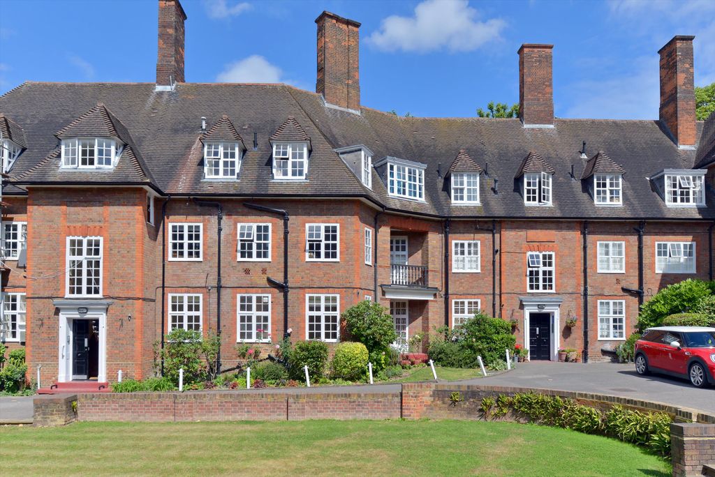 Property photo 1 of 13 Image