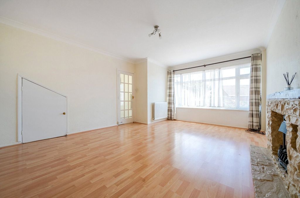 Property photo 2 of 10 23-6A79Cdbbf1c53-...