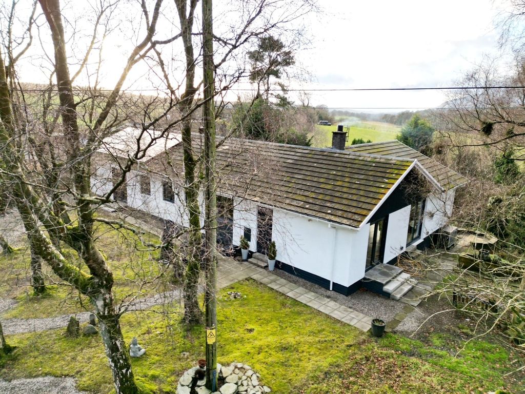 Property photo 3 of 23