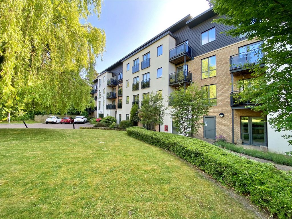 Property photo 2 of 14 Picture No. 02