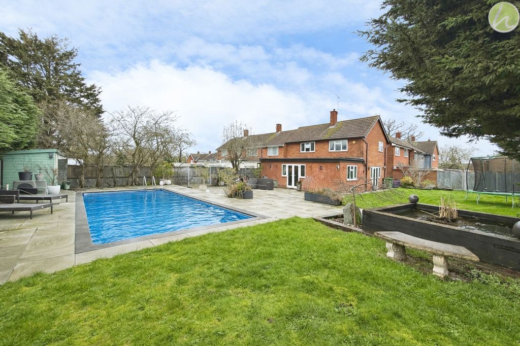 Property photo 1 of 31