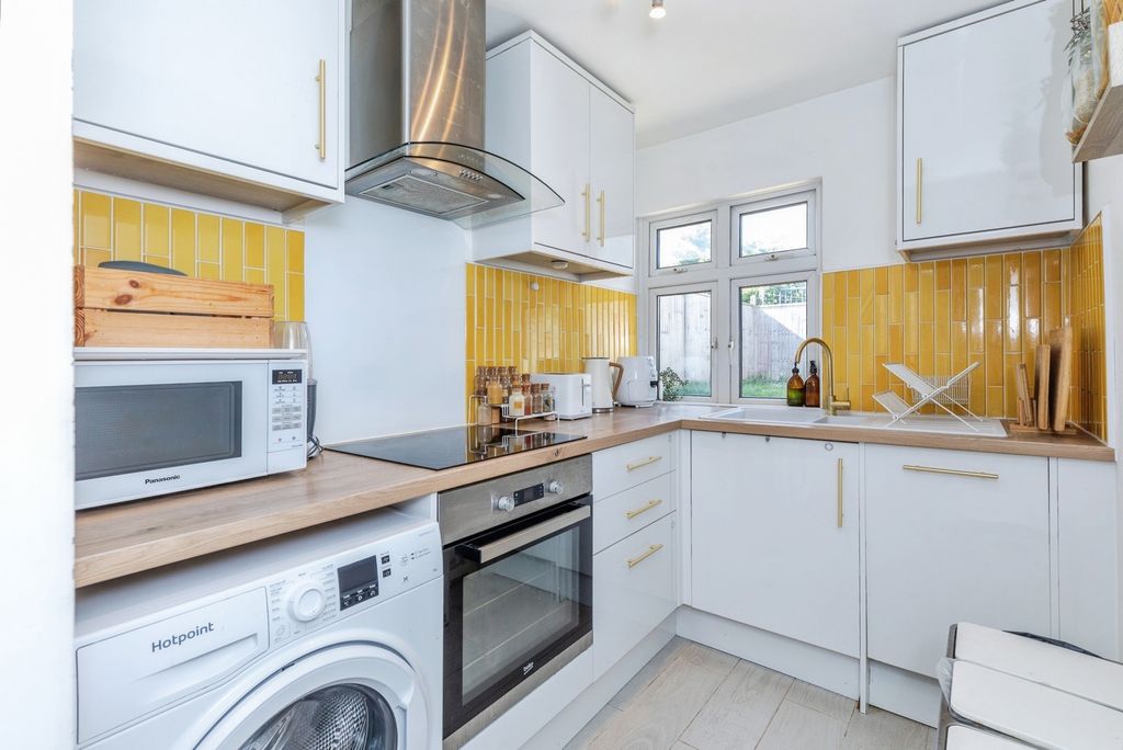 Property photo 1 of 16 Pbox-Img.Jpg