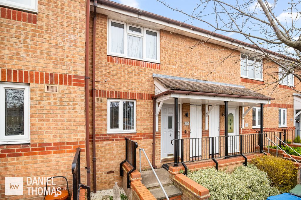 Property photo 1 of 23