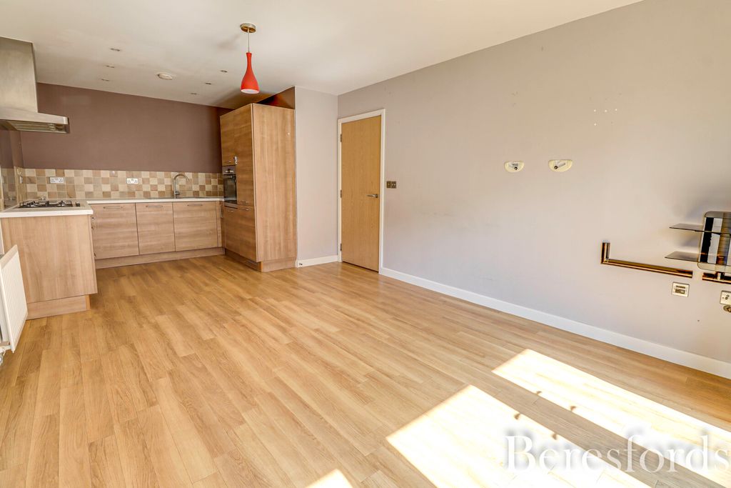 Property photo 2 of 19 Picture No. 41