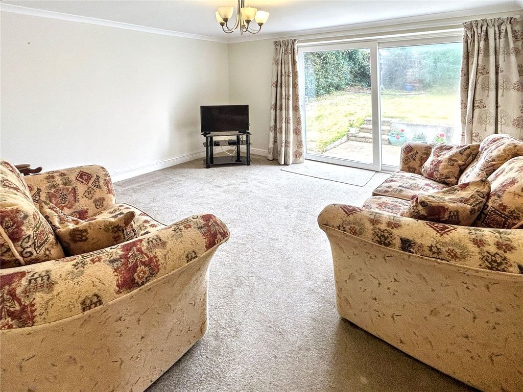 Property photo 2 of 9 Sitting Room