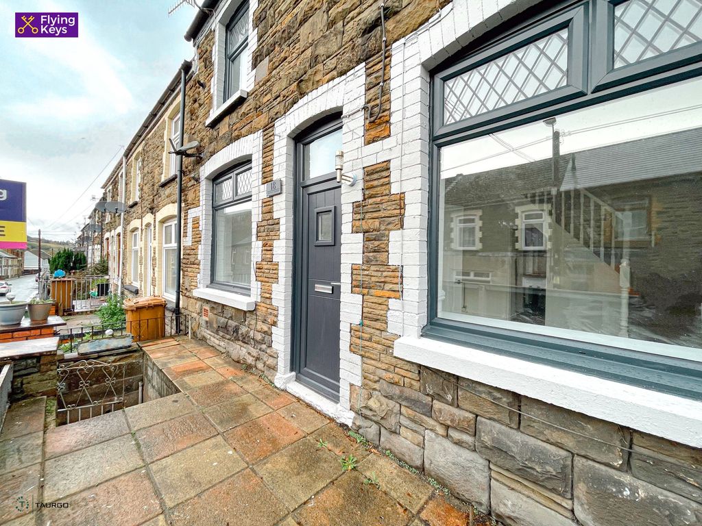 Property photo 1 of 29