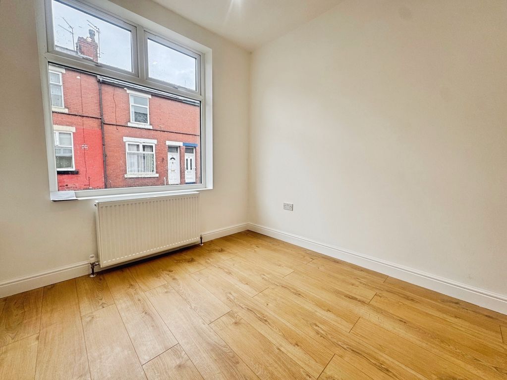 Property photo 3 of 14 Pbox-Img.Jpg