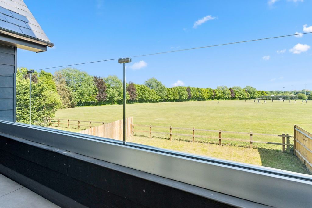 Additional image 18 of 4 bed detached house for saleKingsoak, Hitchin SG4