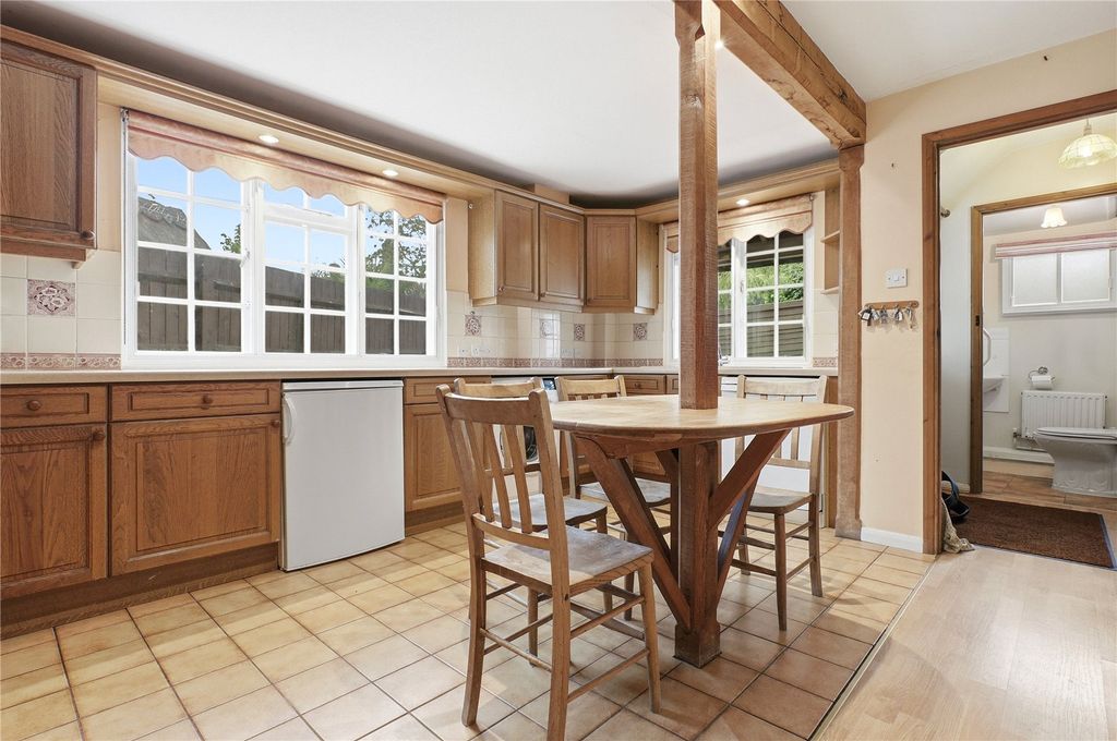 Property photo 2 of 15 Picture No. 08