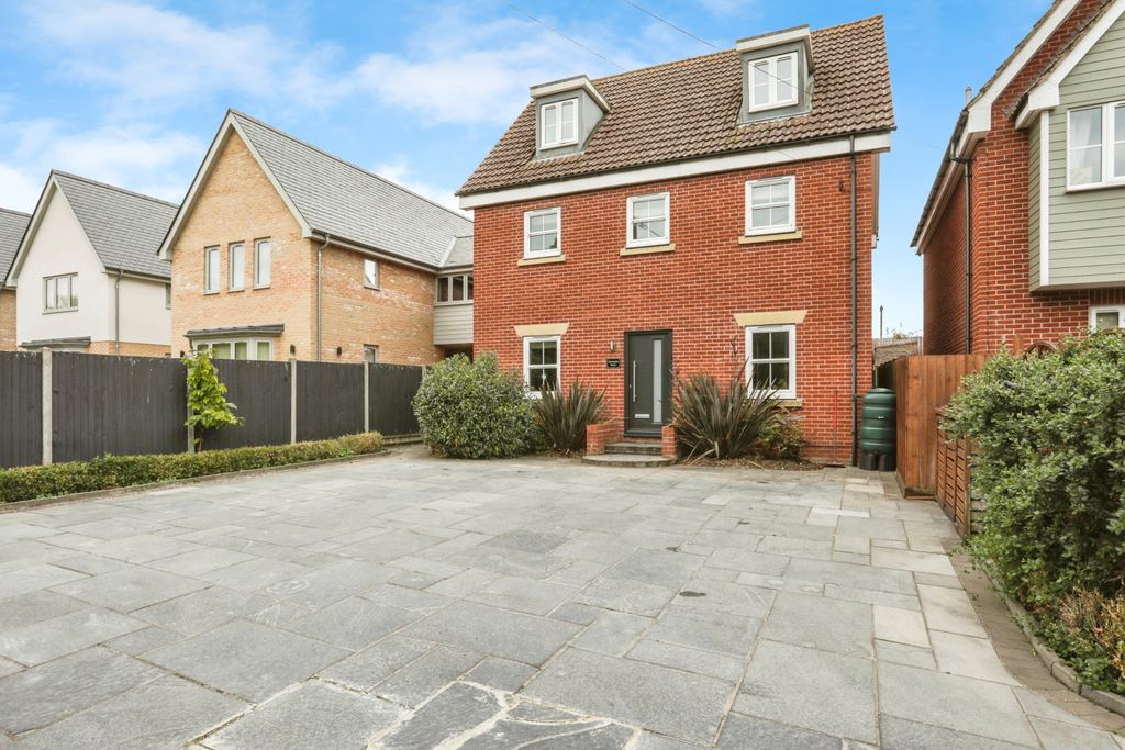 Property photo 1 of 26 9T5A0063