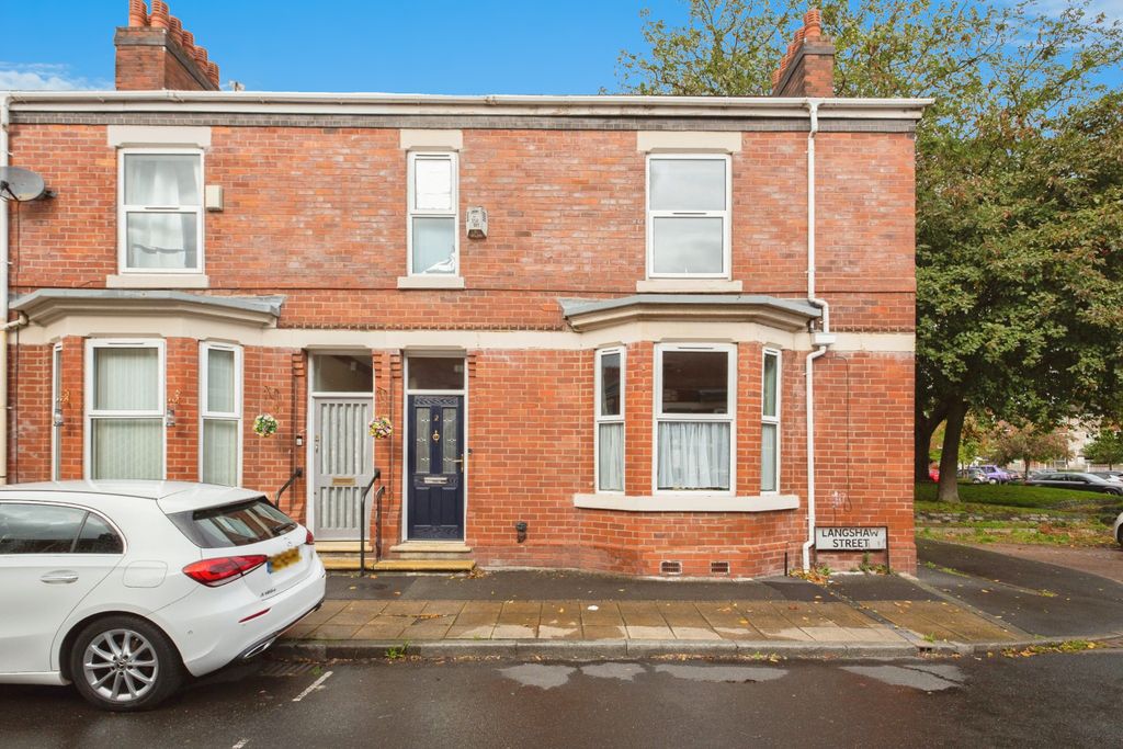 Property photo 1 of 14 Front