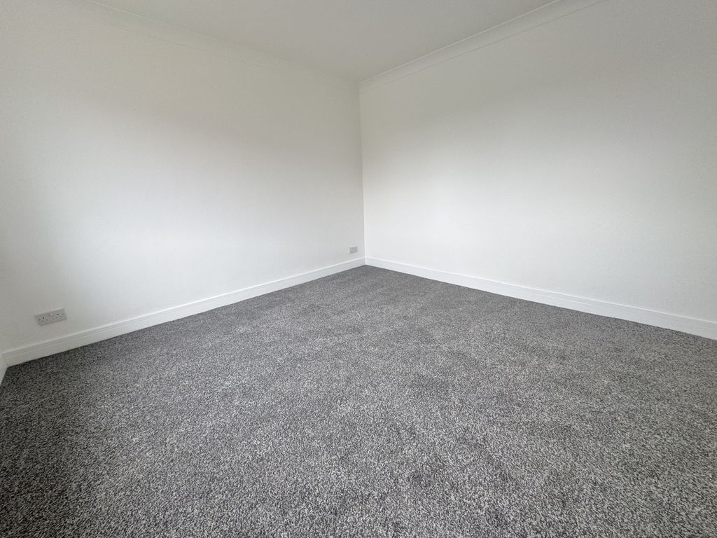 Property photo 2 of 14 Img_3512