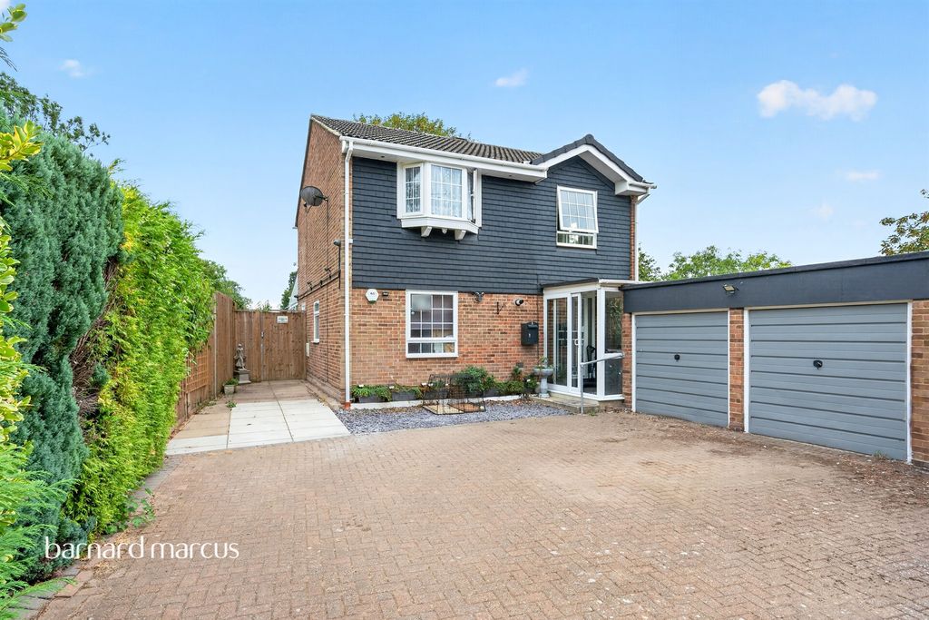 Property photo 1 of 13
