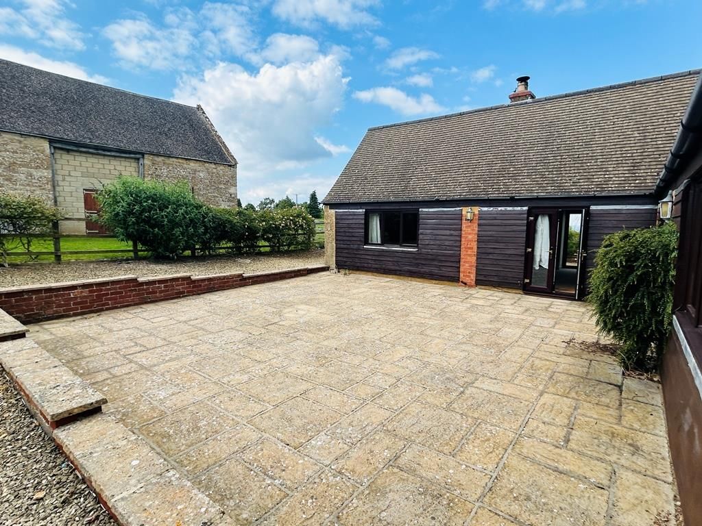 Property photo 2 of 35