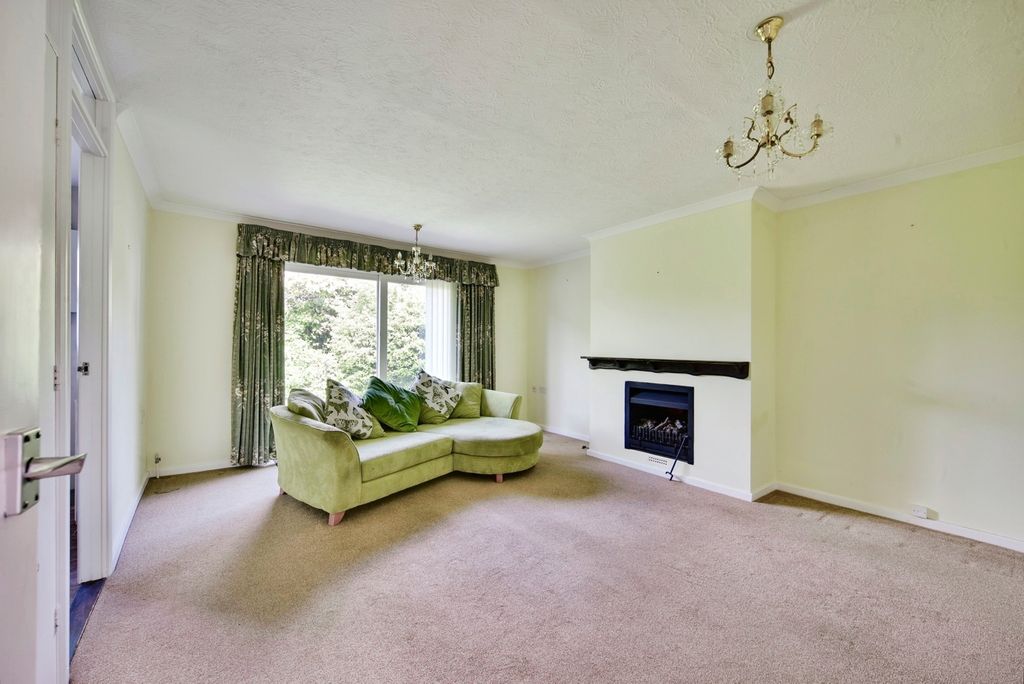 Property photo 2 of 13 Photo
