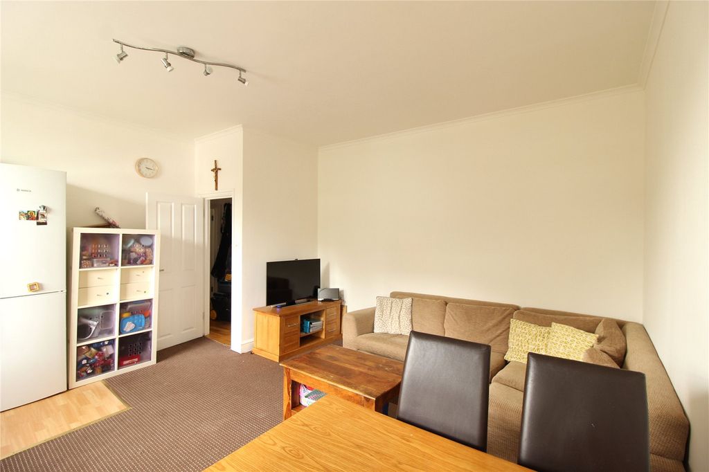 Property photo 2 of 12 Picture No. 04