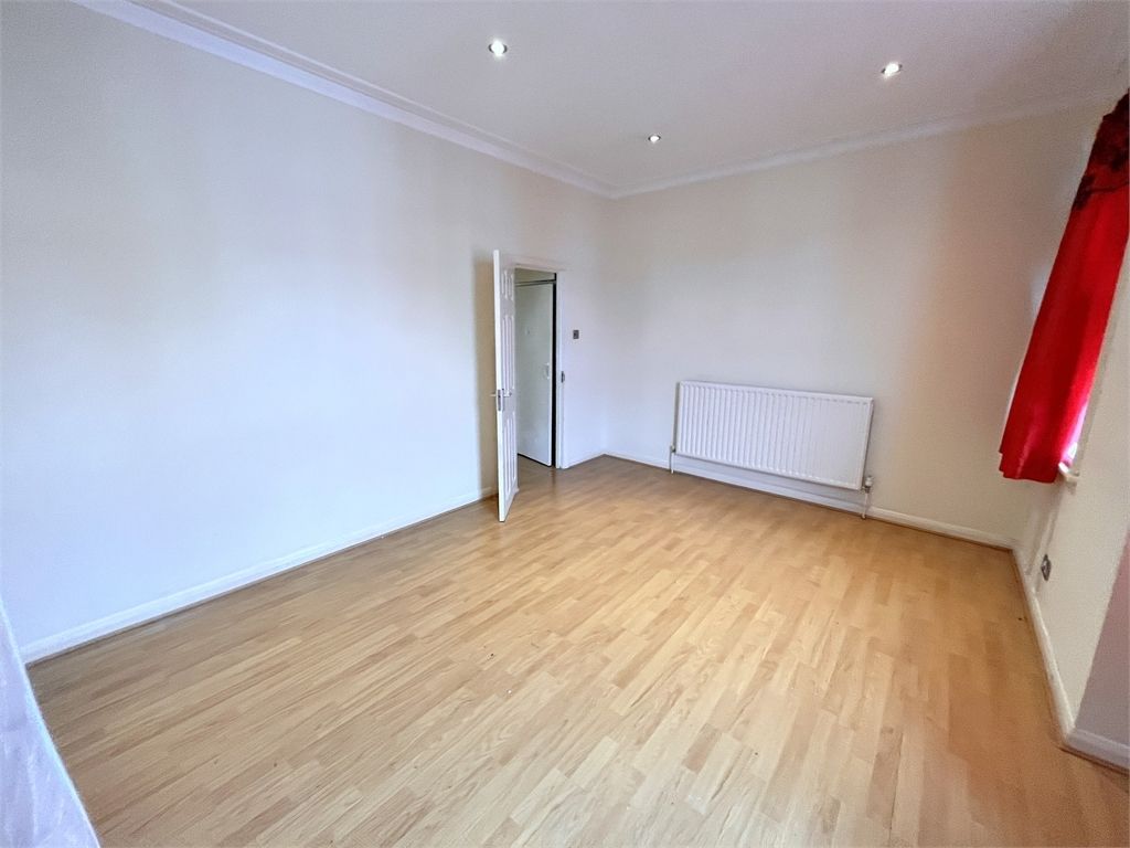 Property photo 2 of 6 Picture 2