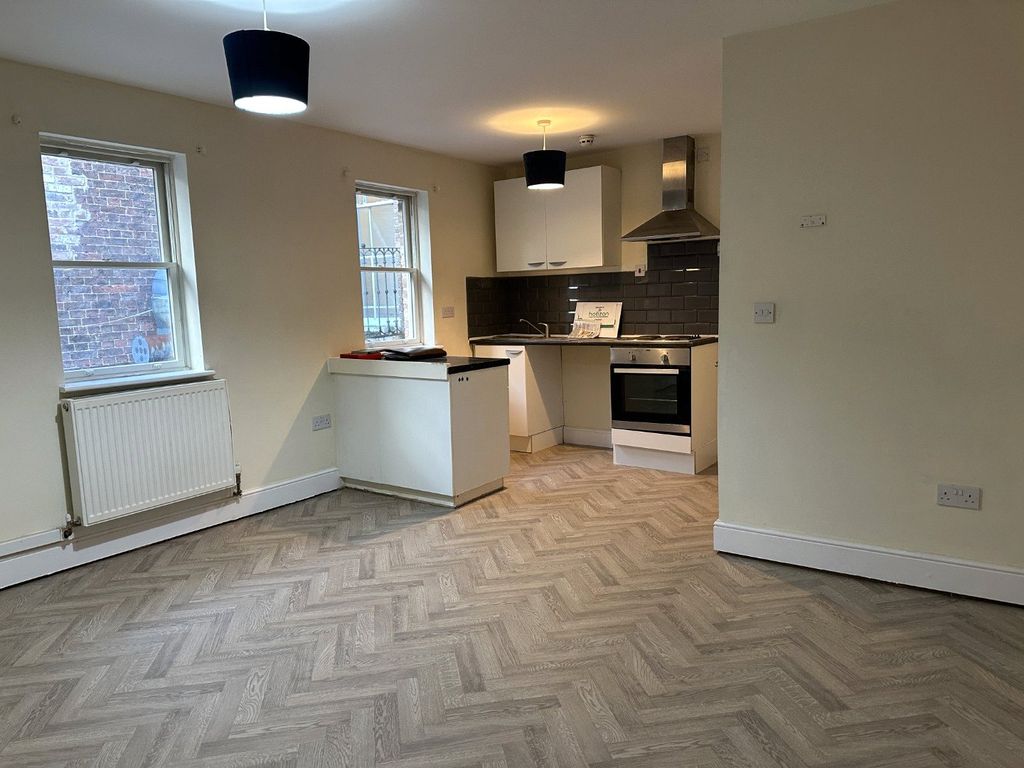 Property photo 1 of 14 Picture No. 12