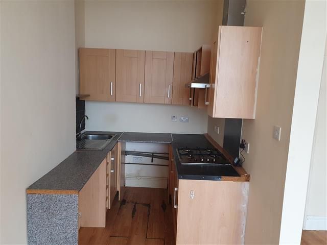 Property photo 2 of 5 Kitchen