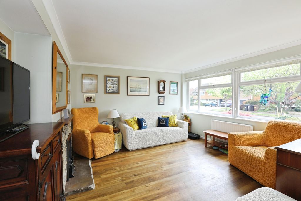 Property photo 2 of 17 Sitting Room