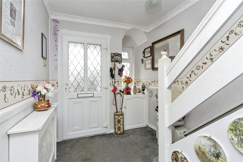 Property photo 2 of 20 Picture No. 01