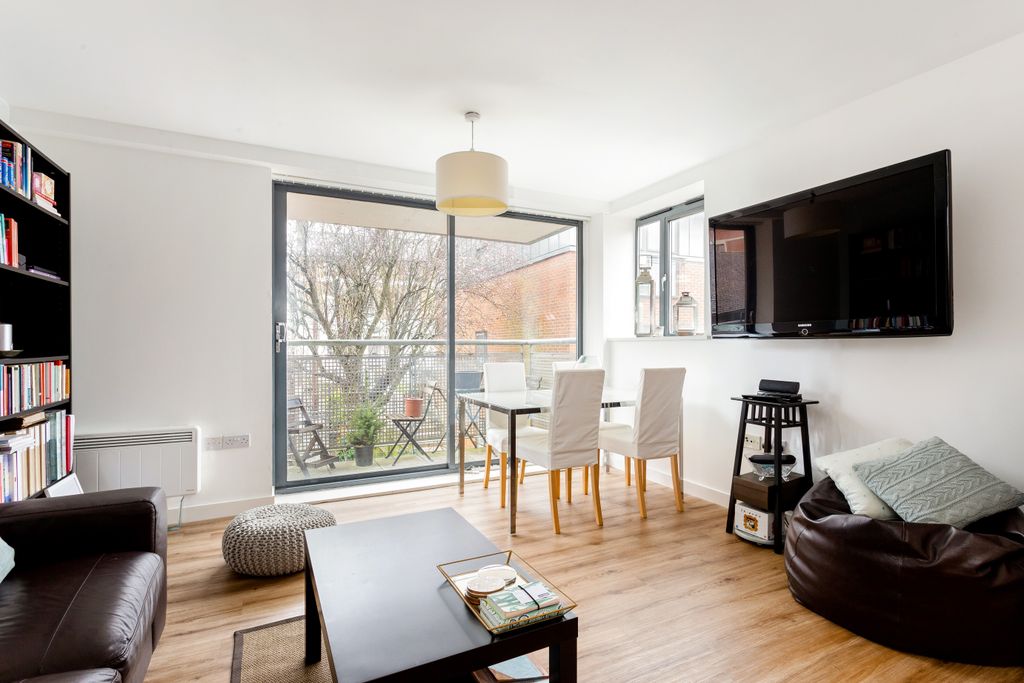 Property photo 2 of 11