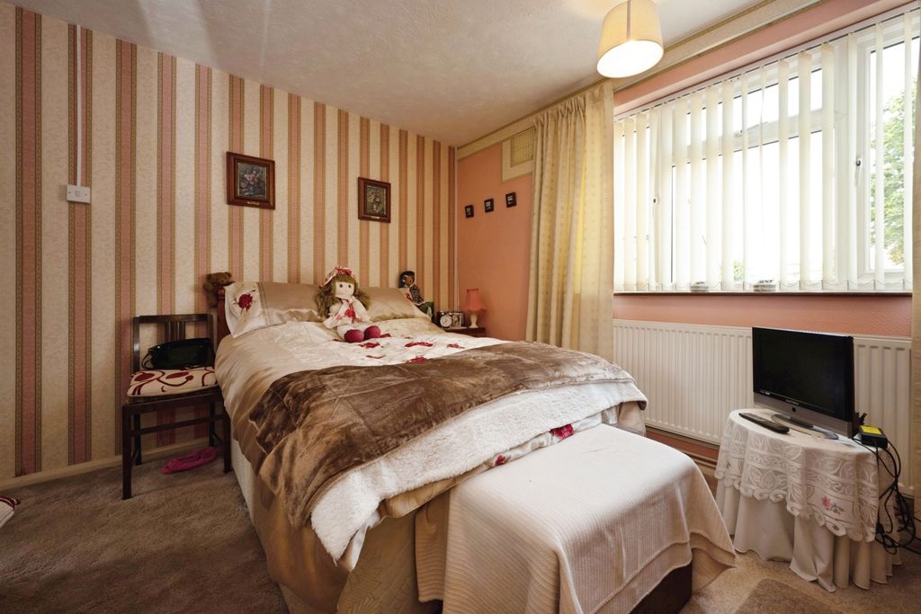 Property photo 3 of 16 Pbox-Img.Jpg