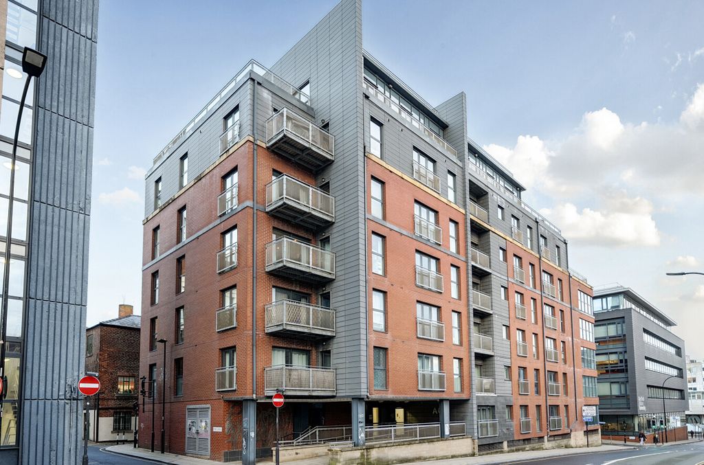 Property photo 1 of 7 1397102-2-6966683...