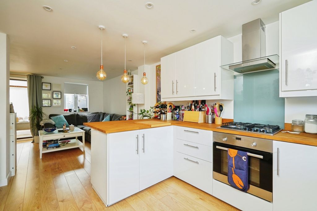 Property photo 1 of 17 Photo