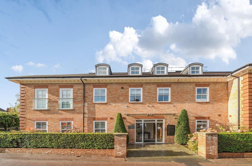 Property photo 1 of 10 Davidson Frost-Wellings, Dfw, Bournehall Road, Bus