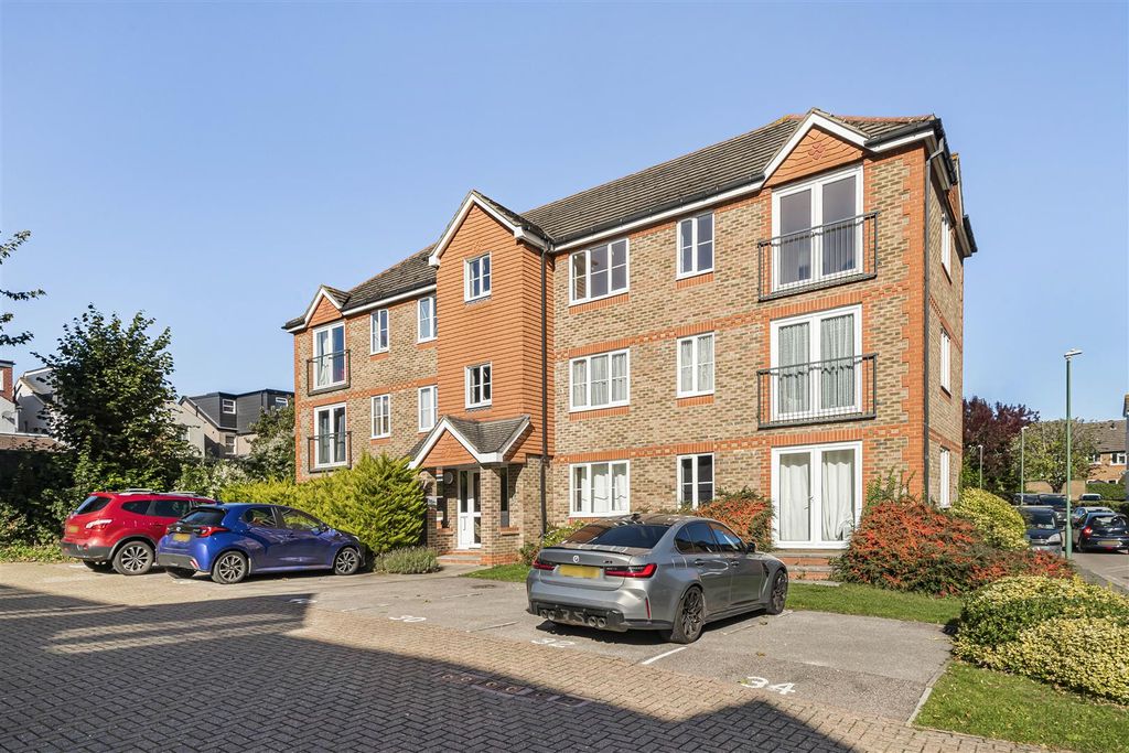 Property photo 1 of 10 2_65110.Jpg